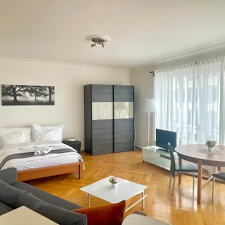 At Center Apartment